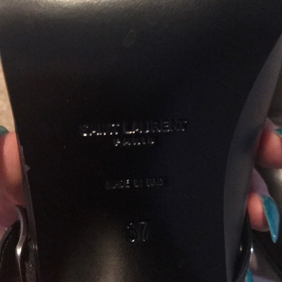 Saint Laurent Booties - Picture 3 of 8